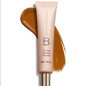-Beautycounter Hydrating Foundation-Shade Chestnut